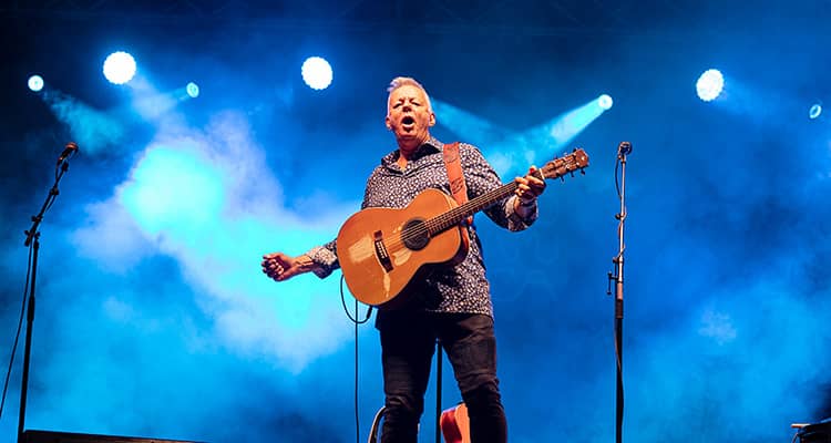 Tommy_Emmanuel_RB_100db_00